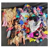 BARBIES VINTAGE ,kelly,  babies, broken barbies,