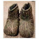 Realtree soft booties icebreaker size xl
