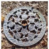 Round metal patio umbrella holder 19" across