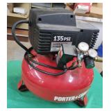 Porter Cable 135PSI 6 gallon air compressor