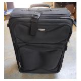 Jaguar rolling luggage bag. No key 18 x 26 x 12