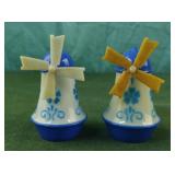 Plastic windmill salt and pepper shakers