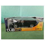 Jada Toys 1:18 GMC Diecast Yukon Denali Dub City