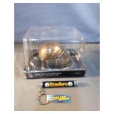 Pittsburgh Steelers logo light key chain and