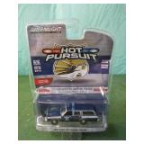 Greenlight Hot Pursuit-1983 Ford LTD Station