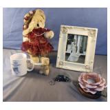 Home decor including 5 x 7 picture frame, candle