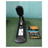 Rapid Super Duty 220 stapler and staples