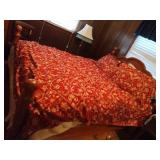 Queen size comforter and pillow shams