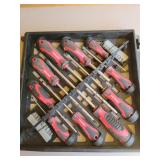 Shop Basics Screwdriver Set