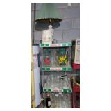 Plastic Canada Dry Rack w/ Lamp, Pitchers & Jars