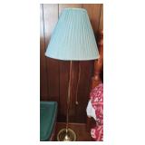 Floor lamp with extra shade 57"