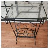 15x24x12 glass top metal magazine rack
