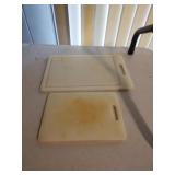 2 cutting boards