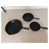 Cast iron pan set