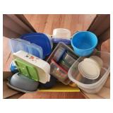 Plastic container lot