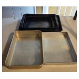 Metal baking pans