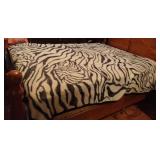 Zebra print blanket 76 x 88