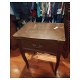 Newhome sewing machine table 23x31x17 3/4