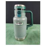 Stanley Classic Hammertone Green Vacuum thermos