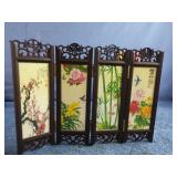 Miniature Asian room divider decor