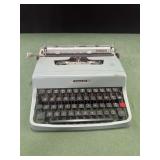 Lettera 32 typewriter