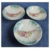 Vintage porcelain trinket bowls