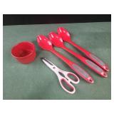 Betty crocker spoons and scissors, pioneer woman