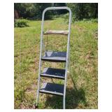 Stapleton 3 step metal ladder