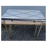 Vintage metal table 40 x 30 x 24-46 with fold