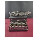 Royal Black Vintage Typewriter