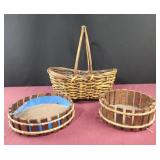 2 Vintage Rustic Farmhouse Studded Wooden Catch