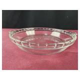 Pyrex glass pie dish