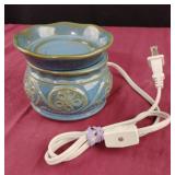 Wax burner. Powers on