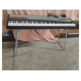 Korg SP-250 keyboard with stand and cords Works