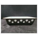 Black Snowflake Pyrex dish