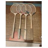 Set of 4 badmitten rackets