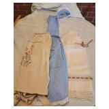 3 aprons vtg