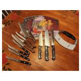 Pampered Chef crinkle cutter, knives, cutting
