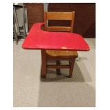 Vintage childs wood desk. 22 x 29.5 x 29