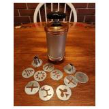Vintage Mirro Cookie Cooky Pastry Press With