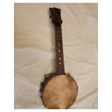 Antique BELTONE Banjo Ukulele.