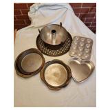 Baking pans, cake muffin pans