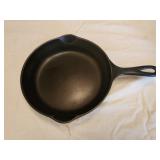 Cast iron skillet