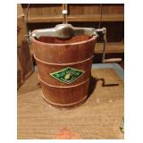 White Mountain old fashion ice cream maker