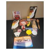 Assorted kitchen tools