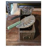 Drawer & Utensils