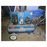 Co-Op Heavy Duty 10 Gal Air Compressor