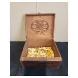 MCM cigar box Coronas and Tampa nugget cigar