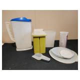 Vtg Tupperware pickle keeper, assorted Tupperware