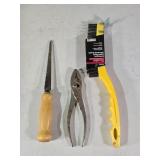 Wire Brush, Pliers & Key Hole Saw
